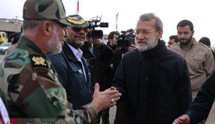 بازدید رئیس مجلس از مناطق زلزله زده کرمانشاه
