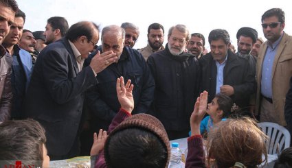 بازدید رئیس مجلس از مناطق زلزله زده کرمانشاه

