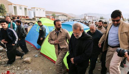 بازدید رئیس مجلس از مناطق زلزله زده کرمانشاه
