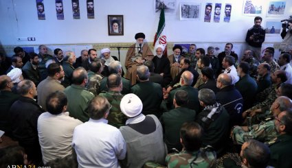 تصاویر جلسه رسیدگی به مشکلات زلزله زدگان با حضور رهبر معظم انقلاب