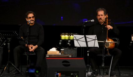 کنسرت خیریه شهرام ناظری و کامکارها برای زلزله زدگان کرمانشاه