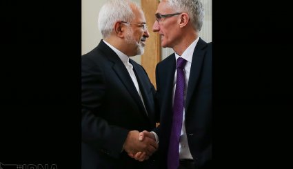 دیدار معاون دبیر کل سازمان ملل در امور بشر دوستانه با ظریف 