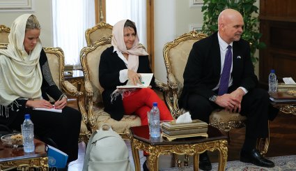 دیدار معاون دبیر کل سازمان ملل در امور بشر دوستانه با ظریف 
