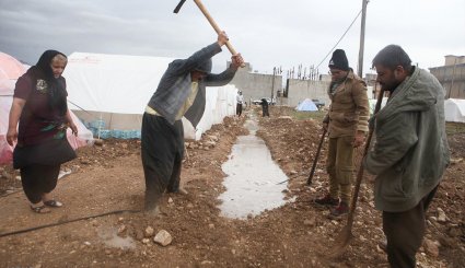 بارش باران در مناطق زلزله زده سرپل ذهاب + تصاویر