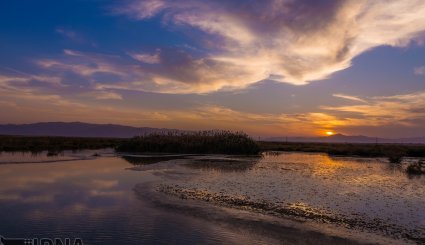 تالاب میقان