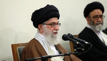 دیدار اعضای ستاد نکوداشت علامه محمدتقی جعفری با مقام معظم رهبری
