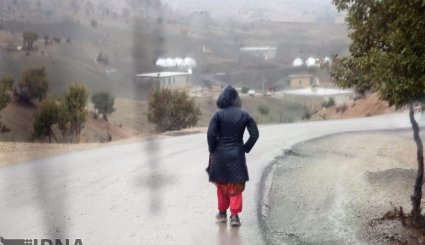 بارش باران در منطقه زلزله زده سرپل ذهاب