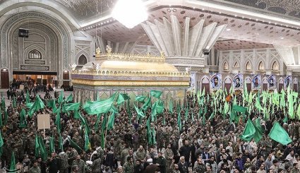 همایش بسیجیان تهران بزرگ در حرم امام خمینی(ره)