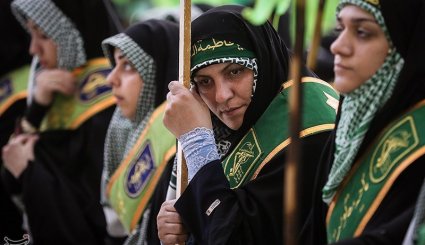 همایش بسیجیان تهران بزرگ در حرم امام خمینی(ره)