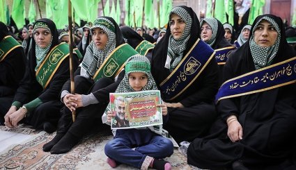 همایش بسیجیان تهران بزرگ در حرم امام خمینی(ره)