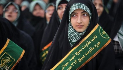 همایش بسیجیان تهران بزرگ در حرم امام خمینی(ره)