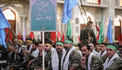 همایش بسیجیان تهران بزرگ در حرم امام خمینی(ره)