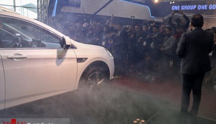 تصاویر/ افتتاح دومین نمایشگاه بین المللی خودرو

