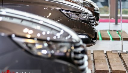 تصاویر/ افتتاح دومین نمایشگاه بین المللی خودرو
