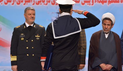 تجلیل از خانواده شهدا و پیشکسوتان نیروی دریایی ارتش
