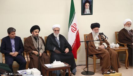دیدار اعضای ستاد کنگره شهدای استان آذربایجان غربی با رهبر معظم انقلاب
