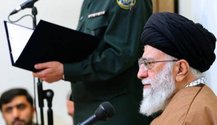تصاویر/ دیدار برگزیدگان جشنواره مالک اشتر با فرمانده کل قوا