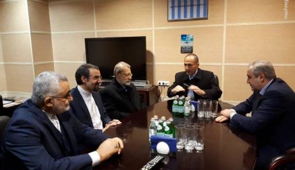 تصاویر/ لاریجانی وارد مسکو شد