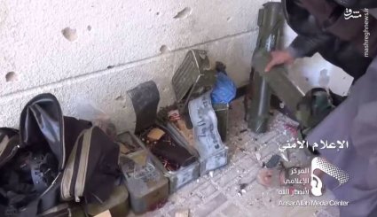 تصاویر/ کشف مشروبات الکلی در مقر نزدیکان عبدالله صالح