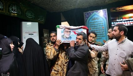 وداع با پیکر شهید مدافع حرم منصور عباسی