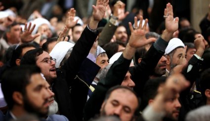 دیدار مسئولان نظام و میهمانان کنفرانس وحدت اسلامى‌ با رهبر انقلاب

