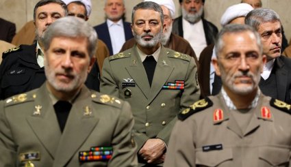 دیدار مسئولان نظام و میهمانان کنفرانس وحدت اسلامى‌ با رهبر انقلاب

