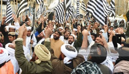 به آتش کشیدن تصویر ترامپ در پاکستان