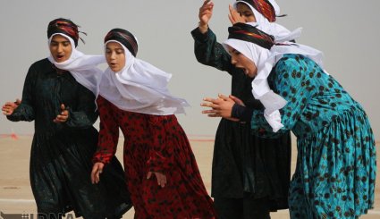 جشنواره بازی های بومی و محلی خراسان جنوبی‎