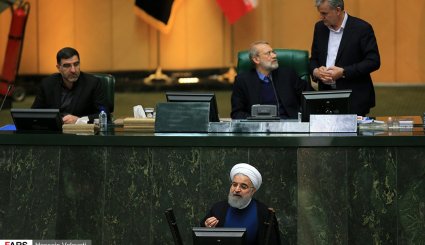 تصاویر/ تقدیم لایحه بودجه ۹۷ به مجلس شورای اسلامی