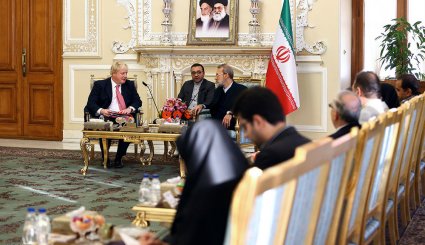 دیدار وزیر خارجه انگلیس با رییس مجلس شورای اسلامی