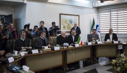 دیدار وزیر خارجه انگلیس با رییس سازمان انرژی اتمی
