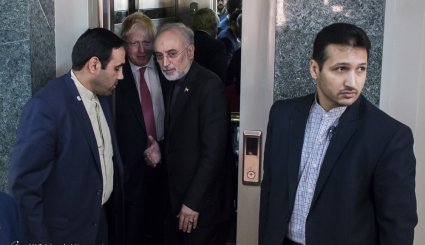 دیدار وزیر خارجه انگلیس با رییس سازمان انرژی اتمی

