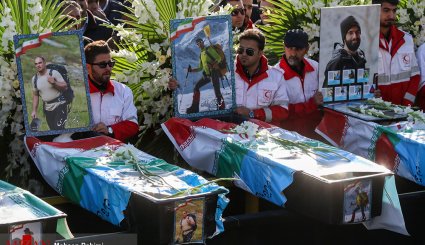 مراسم وداع و تشییع کوهنوردان خراسانی در ورزشگاه تختی مشهد
