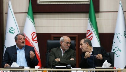 نشست استاندار تهران با اعضای شورای شهر