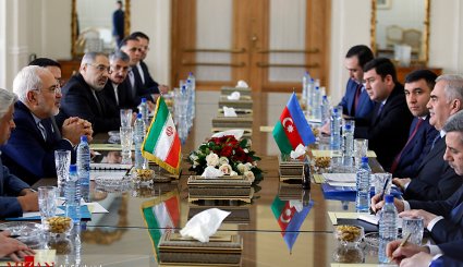 تصاویر/ دیدار رئیس مجلس جمهوری خودمختار نخجوان با ظریف
