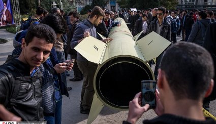 تصاویر/ نمایش موشک بالستیک «ذوالفقار» در دانشگاه امیرکبیر
