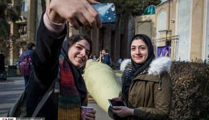 تصاویر/ نمایش موشک بالستیک «ذوالفقار» در دانشگاه امیرکبیر
