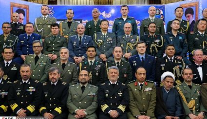  دیدار وابستگان نظامی خارجی مقیم تهران با دریادار خانزادی