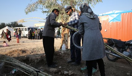 ساخت کپر در مناطق زلزله زده سرپل‌ذهاب
