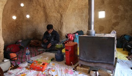 ساخت کپر در مناطق زلزله زده سرپل‌ذهاب
