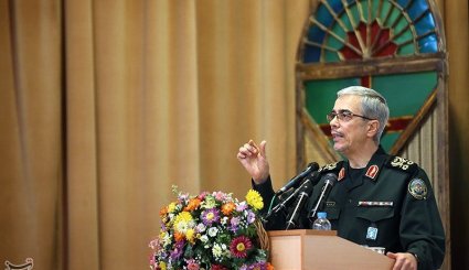 همایش تقدیر از پژوهشگران برتر سپاه
