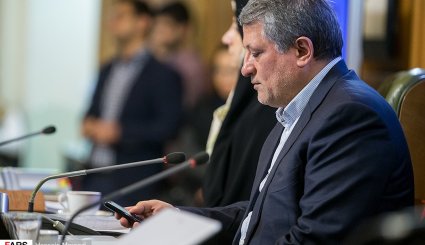 حضور اسقف اعظم ارامنه تهران در شورای شهر
