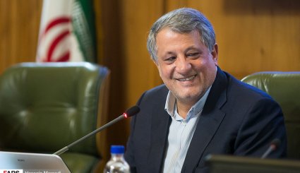 حضور اسقف اعظم ارامنه تهران در شورای شهر
