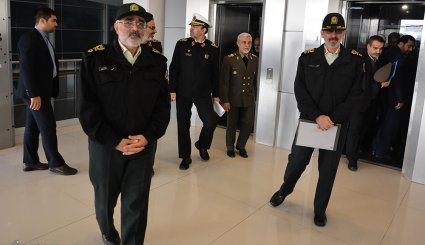 تصاویر/ بازدید فرماندهان ارشد نیرو های مسلح از باغ موزه دفاع مقدس
