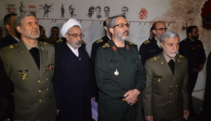 تصاویر/ بازدید فرماندهان ارشد نیرو های مسلح از باغ موزه دفاع مقدس
