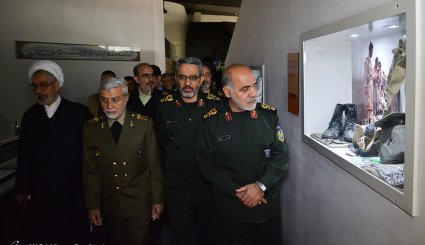تصاویر/ بازدید فرماندهان ارشد نیرو های مسلح از باغ موزه دفاع مقدس
