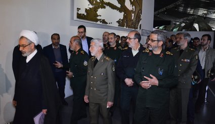 تصاویر/ بازدید فرماندهان ارشد نیرو های مسلح از باغ موزه دفاع مقدس
