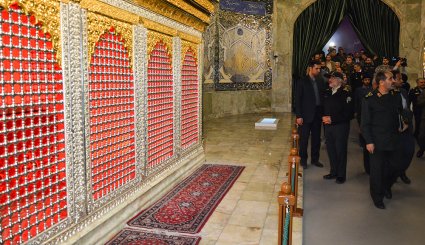تصاویر/ بازدید فرماندهان ارشد نیرو های مسلح از باغ موزه دفاع مقدس
