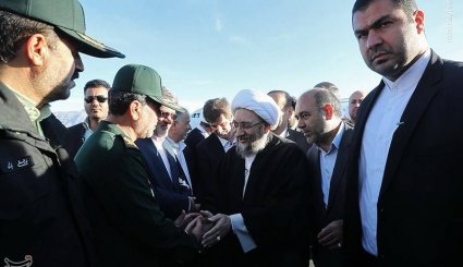  سفر آیت الله آملی لاریجانی به ایلام + تصاویر