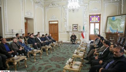  تقدیر لاریجانی از قهرمانان وزنه برداری